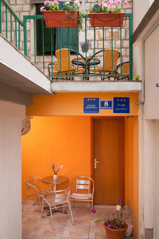 Apartments Mande And Kate Baška Voda Habitación foto