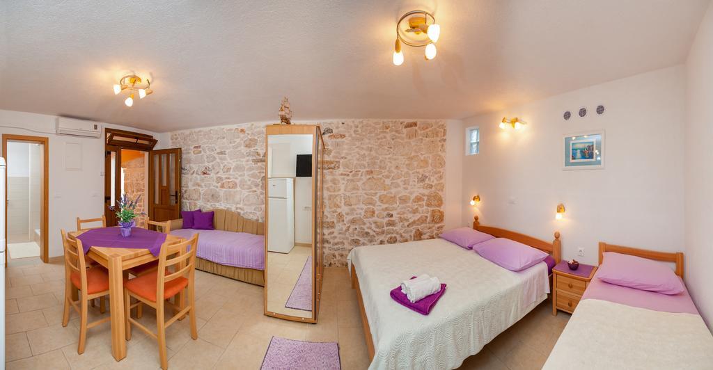 Apartments Mande And Kate Baška Voda Habitación foto
