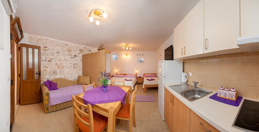 Apartments Mande And Kate Baška Voda Habitación foto